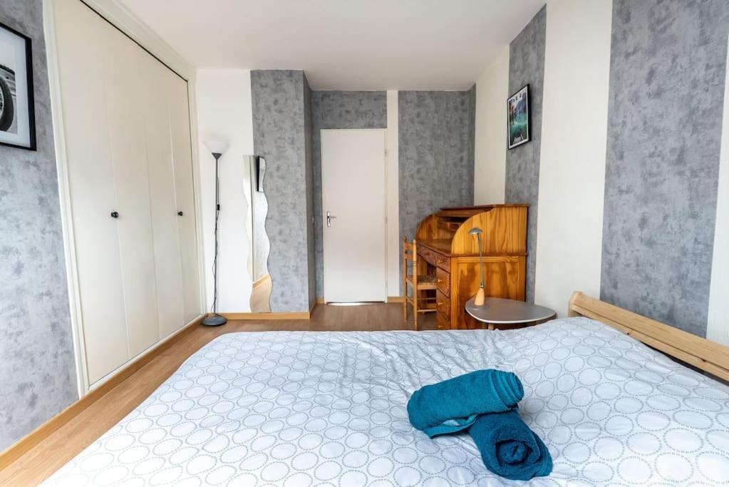 Duplex Cosy Et Contemporain Avec Parking Prive Apartment Амиен Екстериор снимка